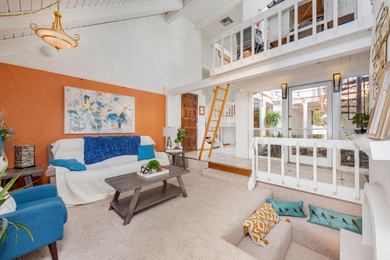 Smart Solution - Individual Private Bed-Pods In Gorgeous Shared Space - Women Only Dorm In Room 5 - Coed House - Full-Sized Mattresses In Individual Pods - With Built-In Private Storage - Gorgeous Shared Room - Affordable Luxury - Sparrow House Phoenix Exterior photo